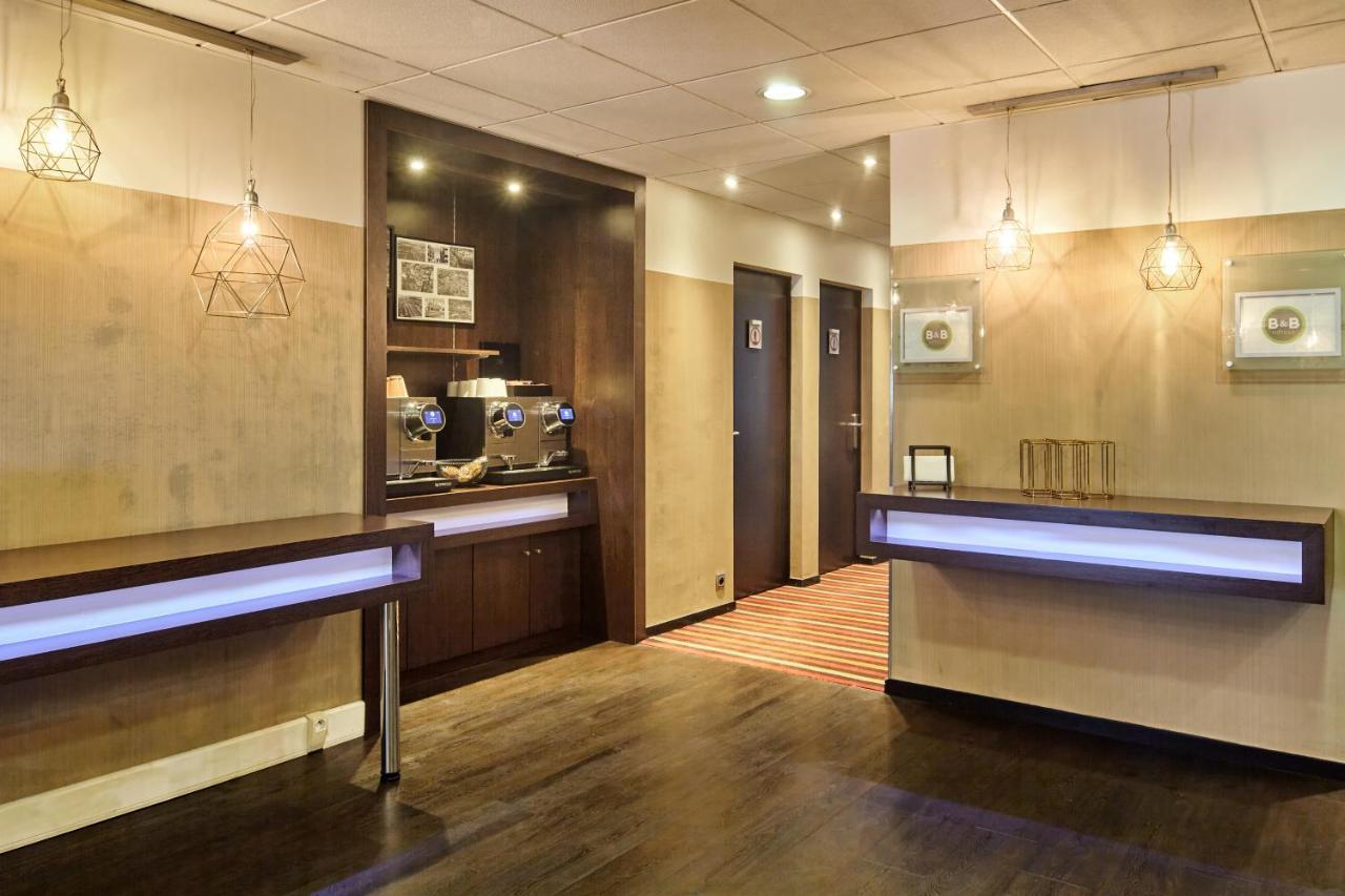 B&B Hotel Saint-Quentin-En-Yvelines Centre Gare 4 Etoiles Montigny-le-Bretonneux Exteriör bild